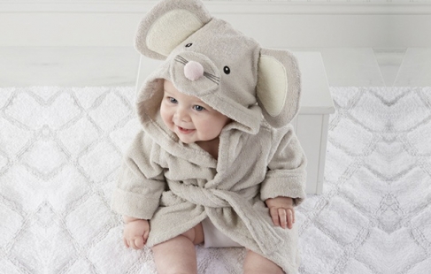 Bedårende badekåbe til baby