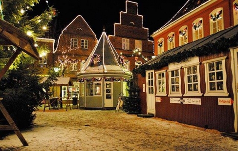 Find julehumøret ved grænsen
