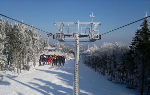 Kom ud og stå på ski